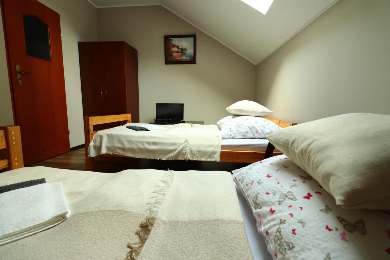 Karczma Pod Jesionem Guest house *