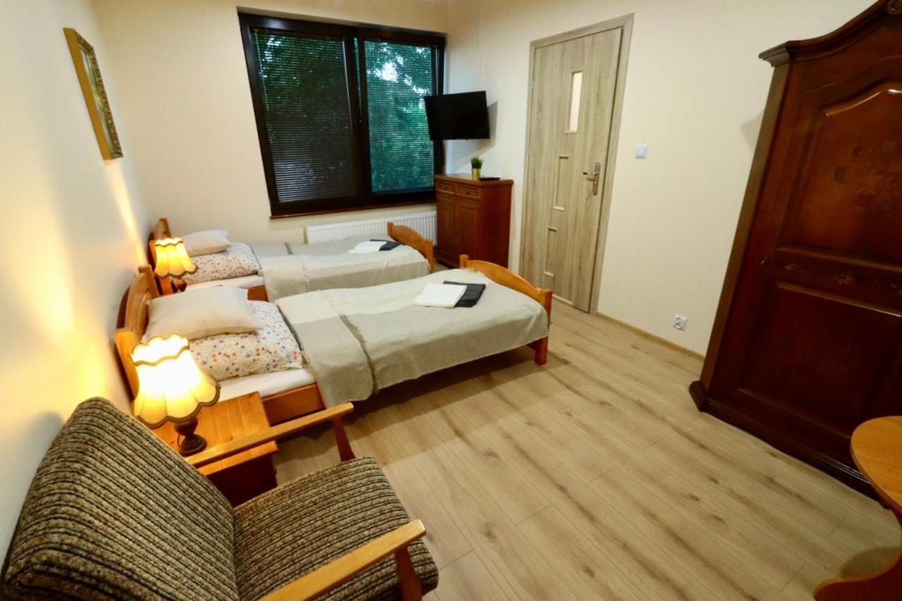 Karczma Pod Jesionem Guest house Brdow